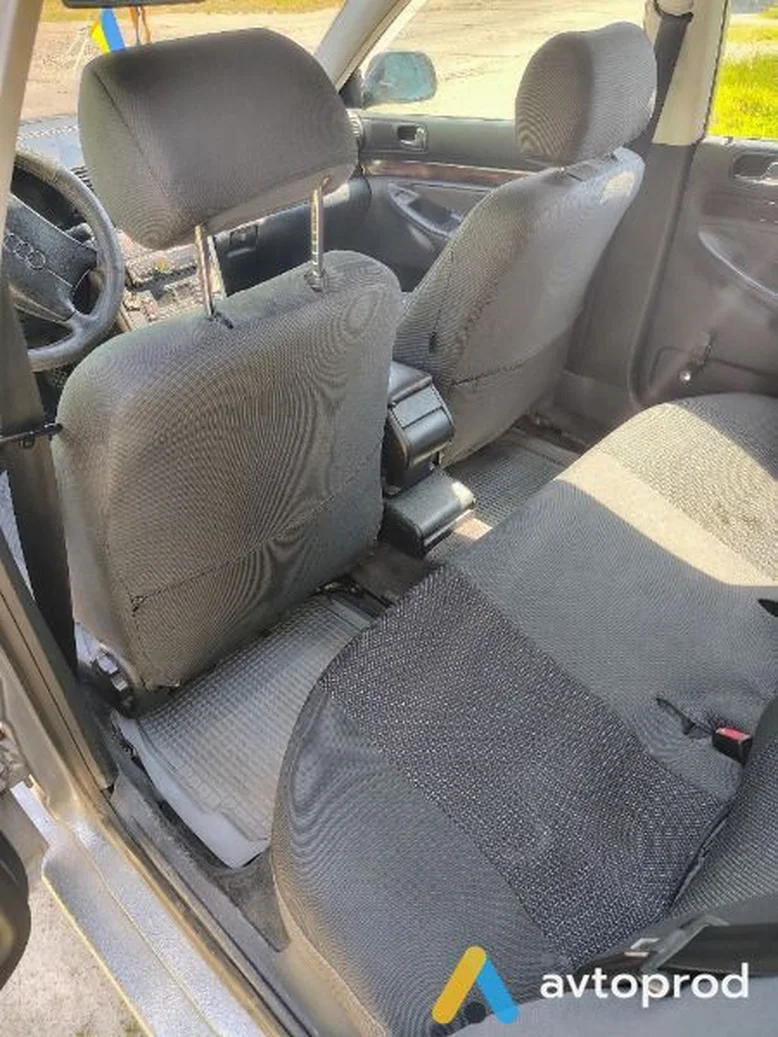 Фото 4 - Audi A4 1996