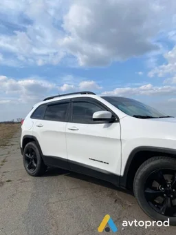 Photo 2 - Jeep Cherokee 2017