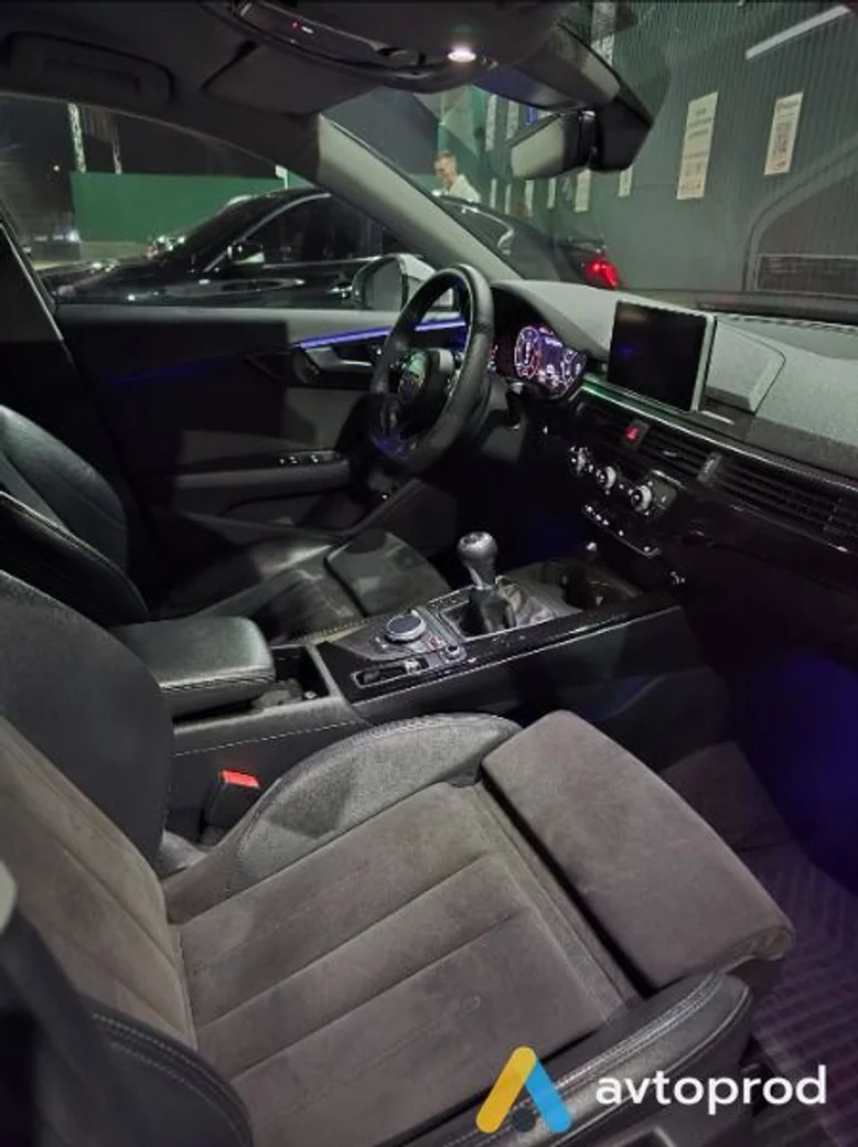 Фото 3 - Audi A4 2016