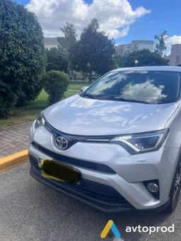 Фото 2 - Toyota RAV 4 2015