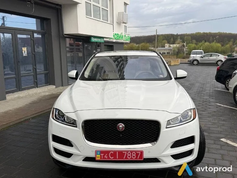 Фото 1 - Jaguar F-Pace 2017