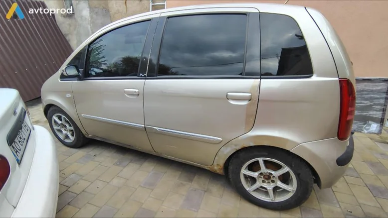 Фото 3 - Lancia Musa 2004