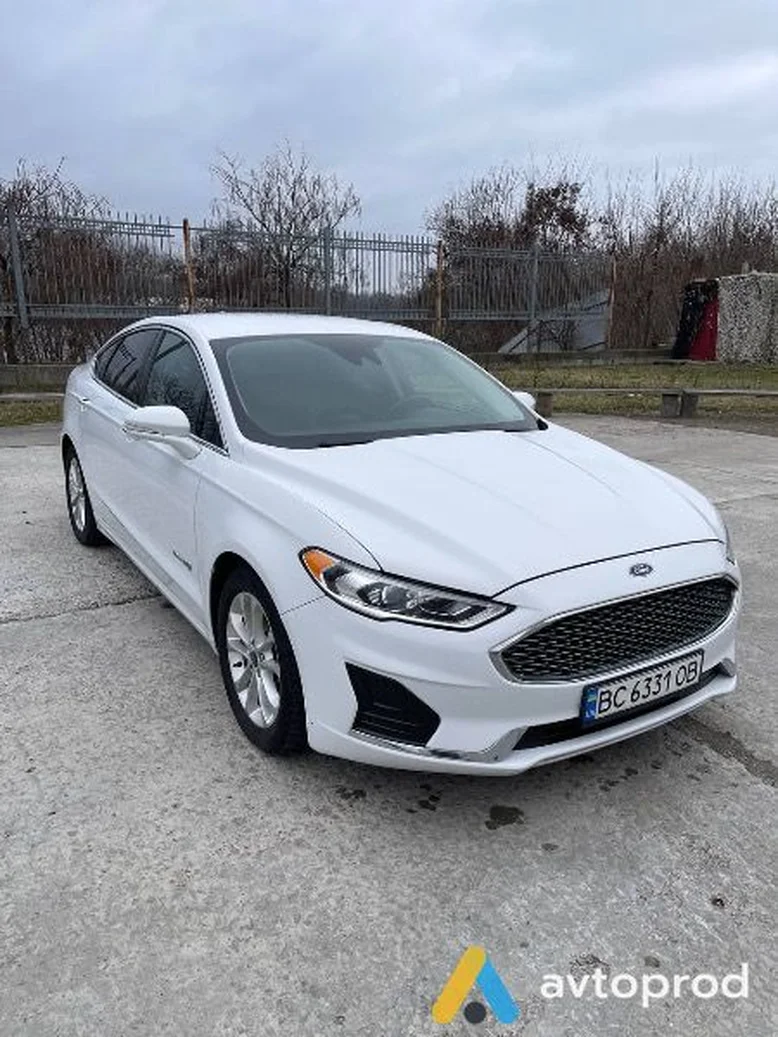 Фото 1 - Ford Fusion 2018