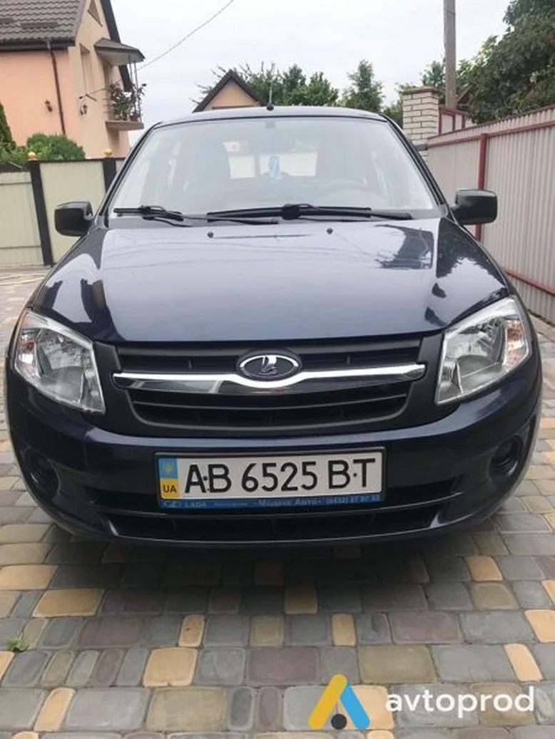 Фото 1 - VAZ Granta 2013