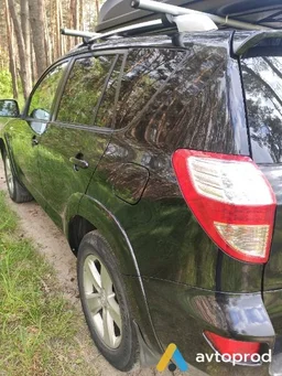 Photo 3 - Toyota RAV 4 2010