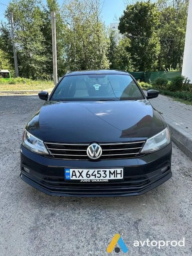 Фото 1 - Volkswagen Jetta 2016