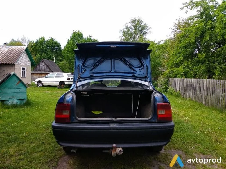 Фото 2 - Opel Vectra 1992