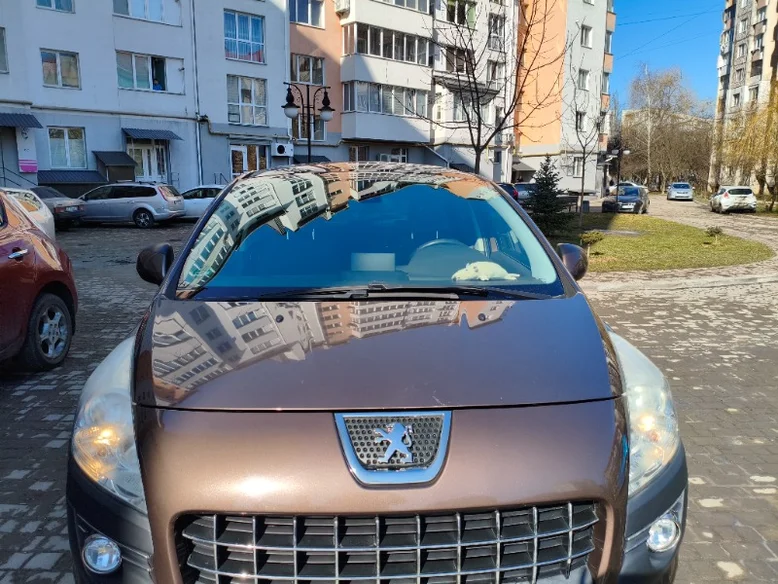 Фото 3 - Peugeot 3008 2013