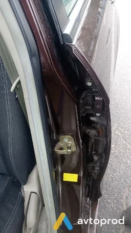 Photo 4 - Geely Emgrand 7 2012