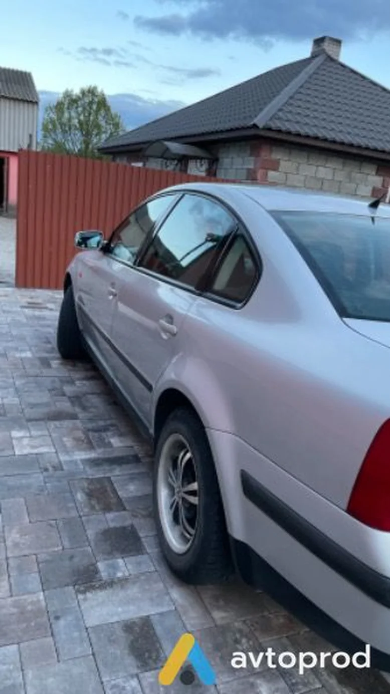 Фото 4 - Volkswagen Passat 1998