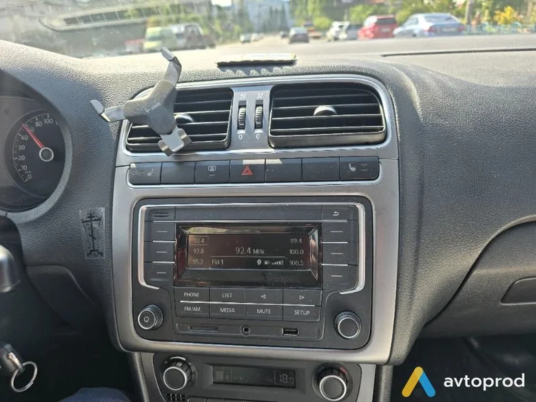 Фото 1 - Volkswagen Polo 2019