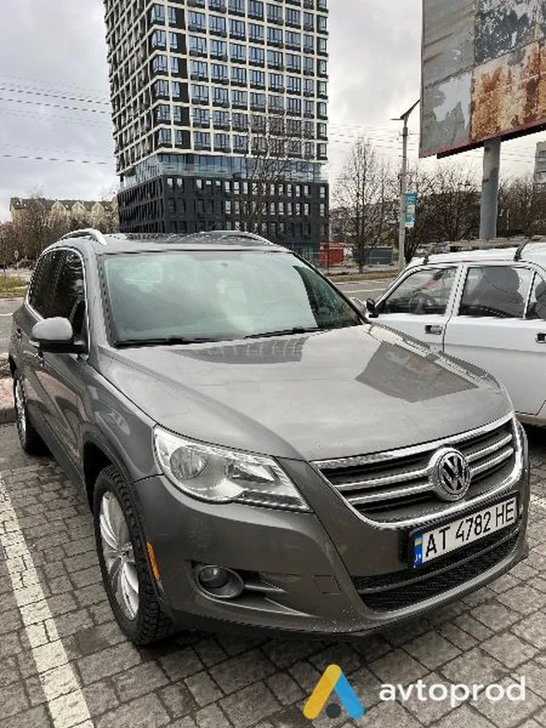 Фото 3 - Volkswagen Tiguan 2010
