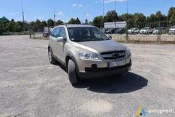 Photo 2 - Chevrolet Captiva 2010