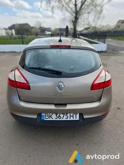 Фото 4 - Renault Megane 2010