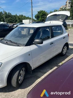 Фото 2 - Skoda Fabia 2011