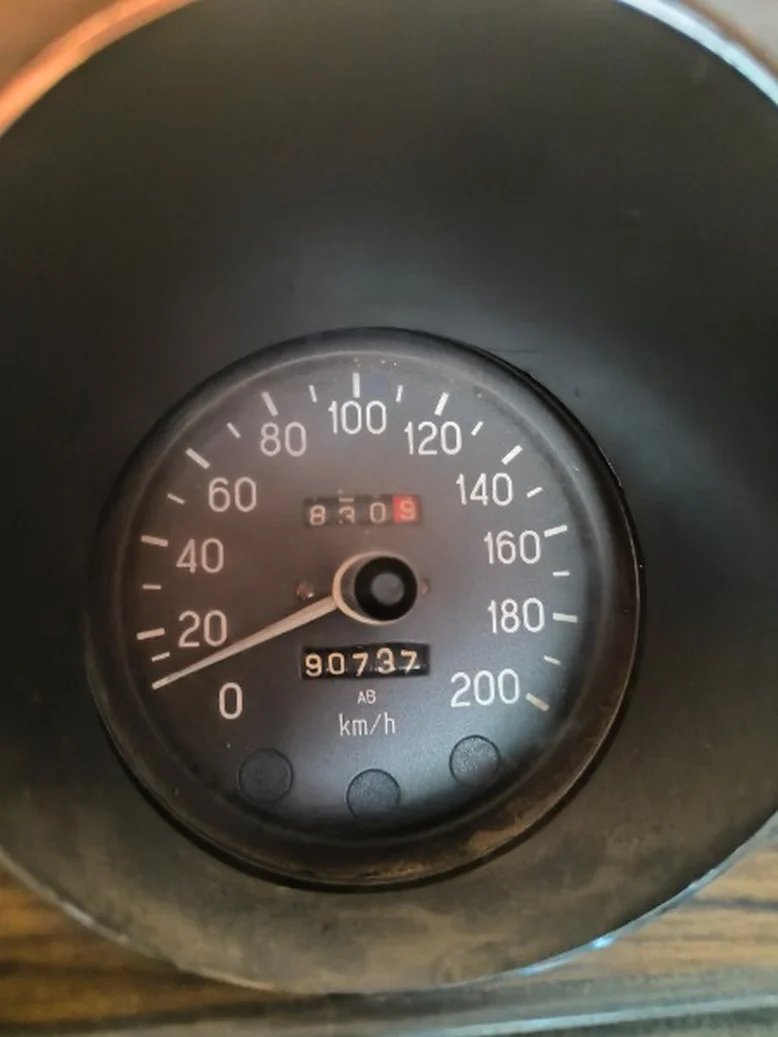 Фото 2 - GAZ 2410 1992