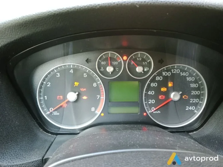 Фото 4 - Ford Focus 2005