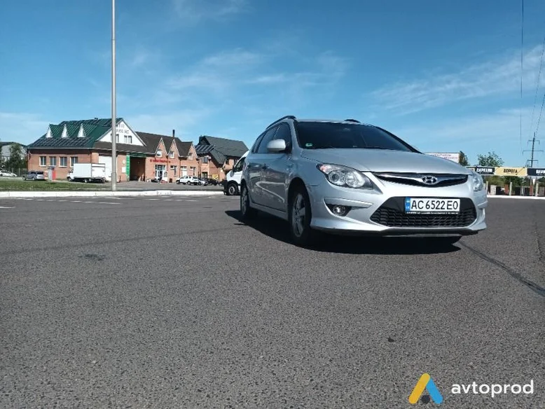 Фото 2 - Hyundai i30 2010