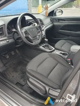 Photo 2 - Hyundai Elantra 2018