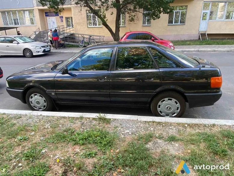 Фото 1 - Audi 80 1991