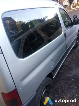 Photo 4 - Peugeot Partner 2005