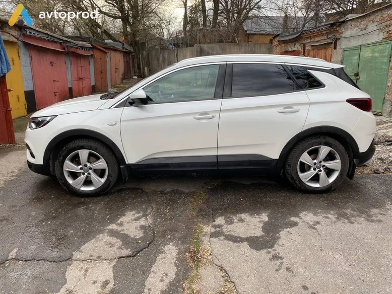 Фото 2 - Opel Grandland X 2020