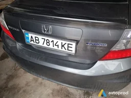 Фото 4 - Honda Civic 2011