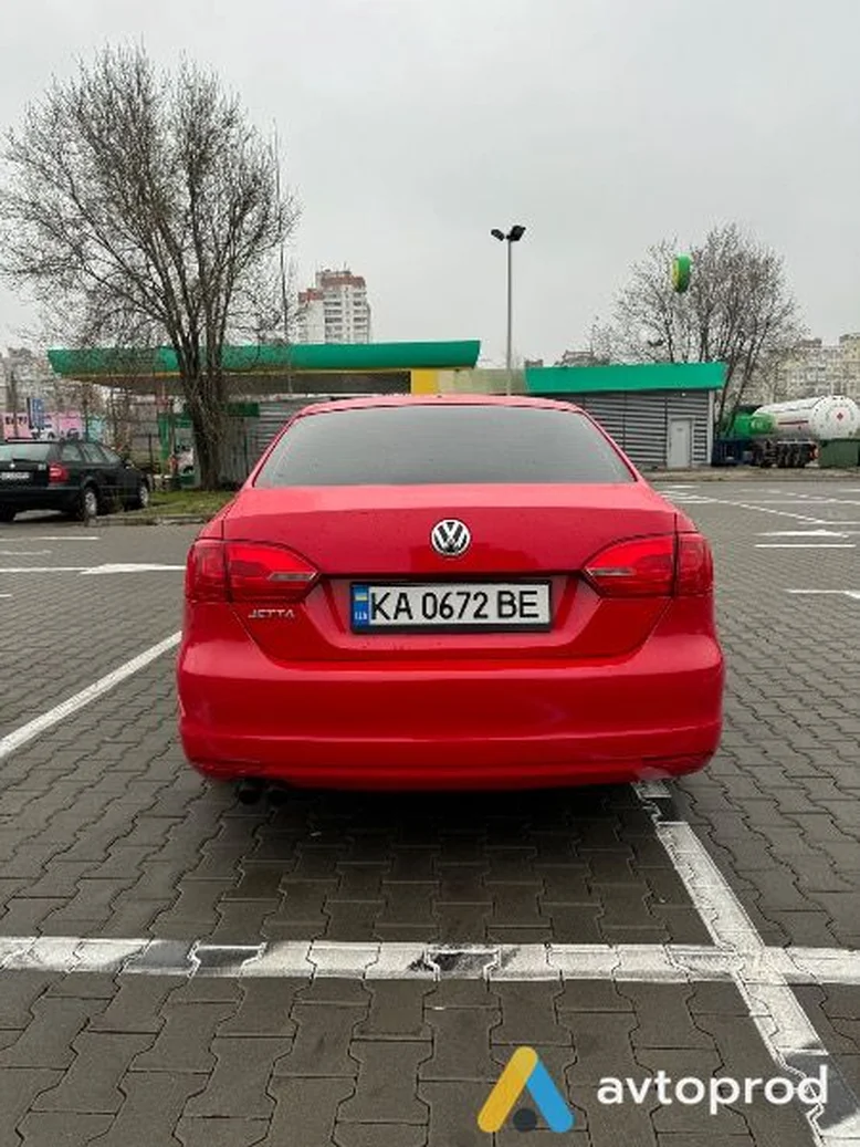 Фото 4 - Volkswagen Jetta 2014