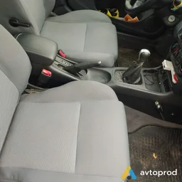 Photo 2 - Nissan Almera 2005