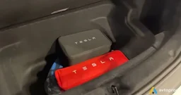 Photo 3 - Tesla Model X 2025