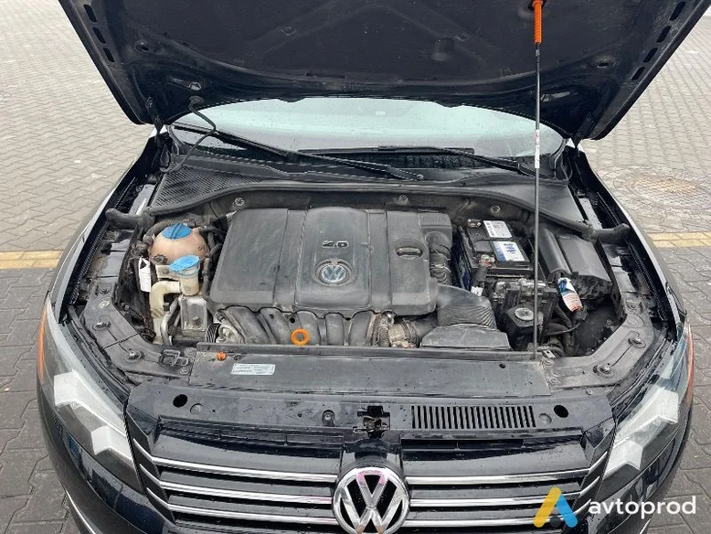 Фото 4 - Volkswagen Passat 2012