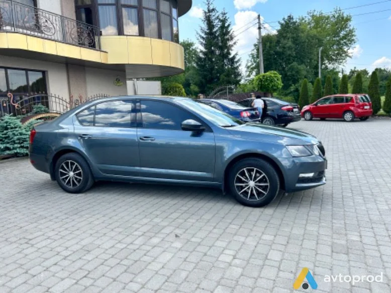 Фото 4 - Skoda Octavia 2017