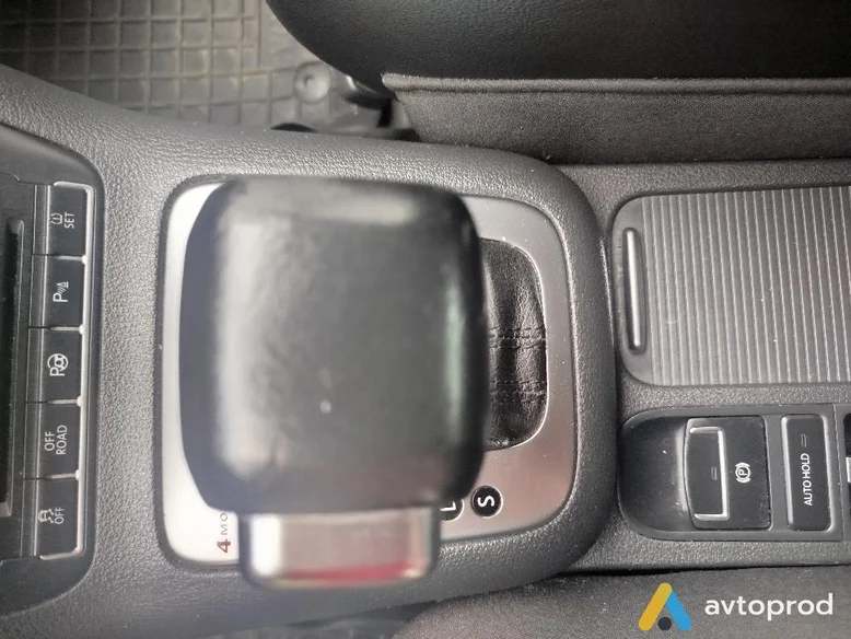 Фото 4 - Volkswagen Tiguan 2010