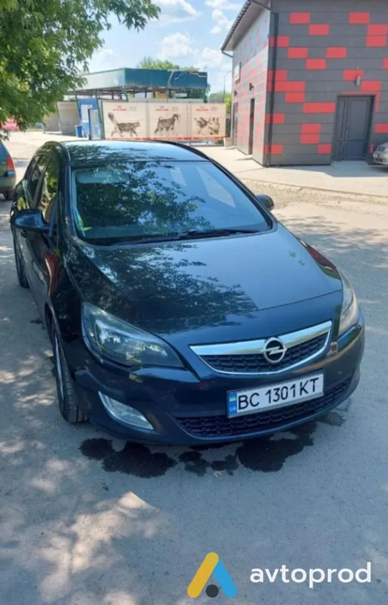 Фото 2 - Opel Astra 2012