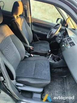 Photo 2 - Suzuki Swift 2007