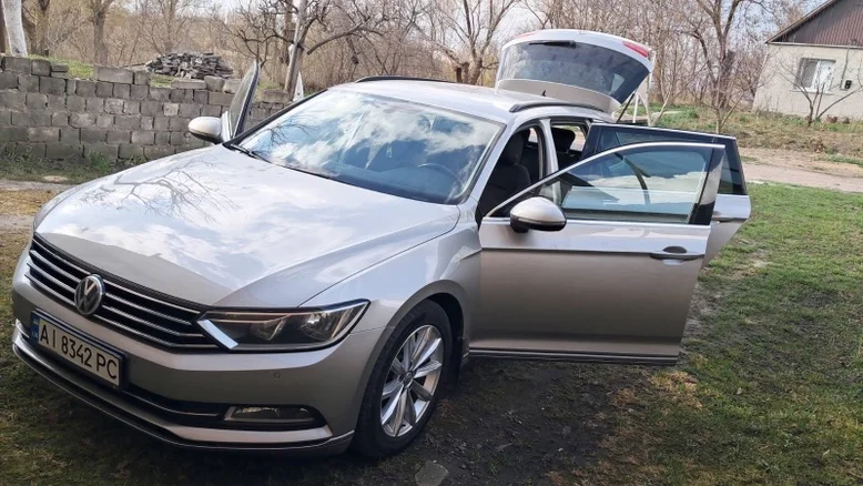 Фото 2 - Volkswagen Passat 2016