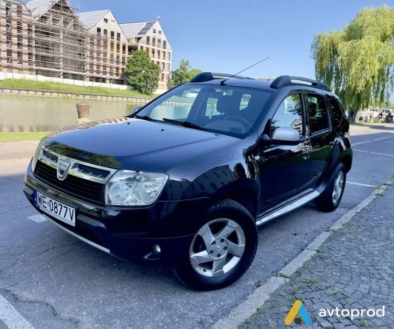 Фото 1 - Dacia Duster 2010