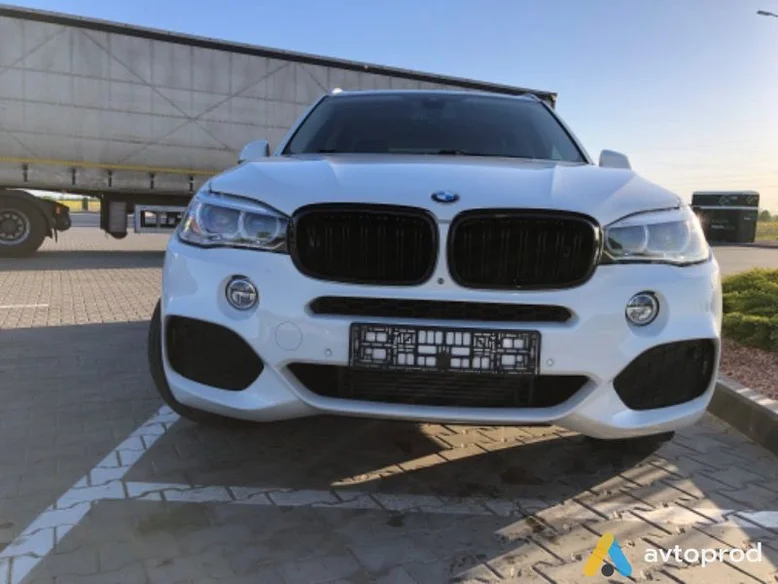Фото 1 - BMW X5 2015