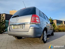 Photo 4 - Opel Zafira 2009