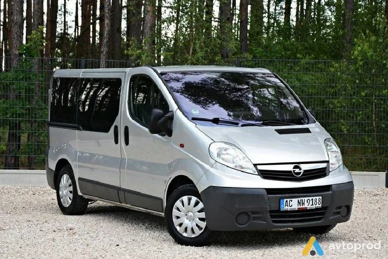 Фото 2 - Opel Vivaro 2008