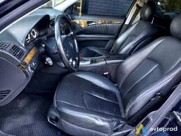 Photo 4 - Mercedes-Benz E-class 2004