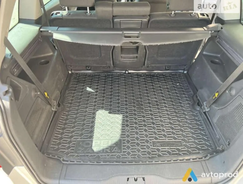 Фото 3 - Opel Zafira 2014