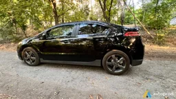 Photo 3 - Chevrolet Volt 2011