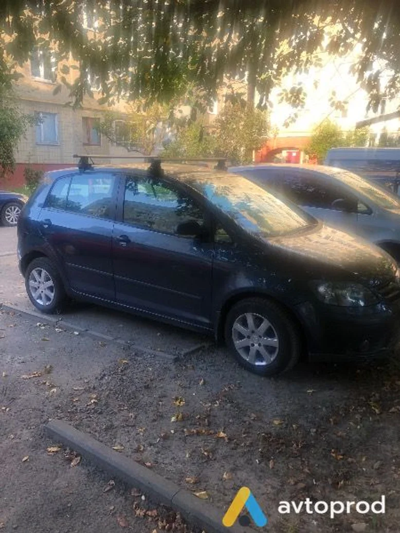 Фото 2 - Volkswagen Golf 2008