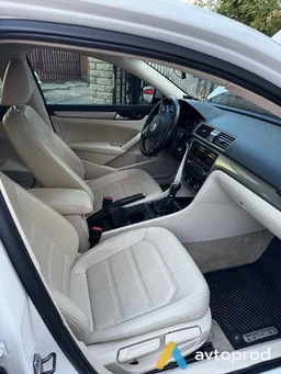 Фото 3 - Volkswagen Passat 2014