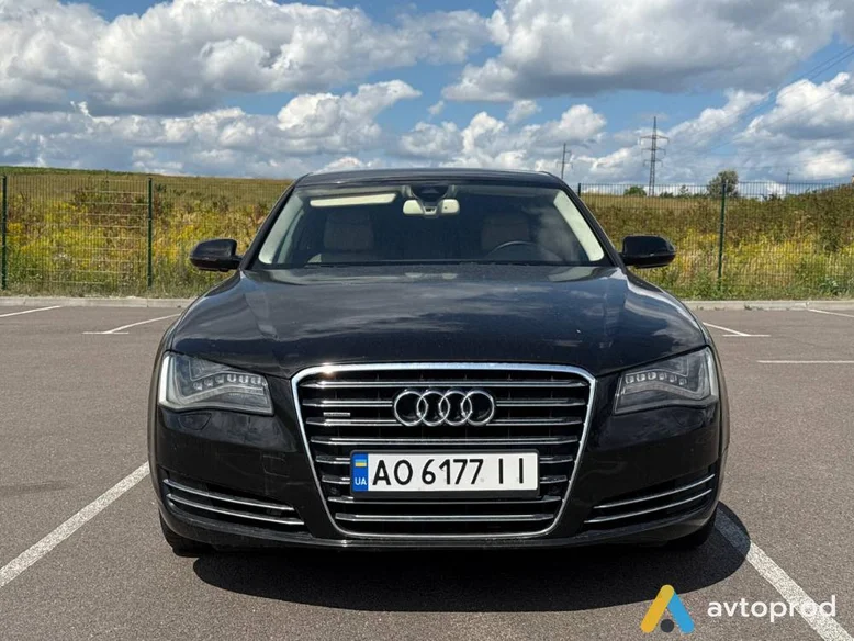 Фото 2 - Audi A8 2012