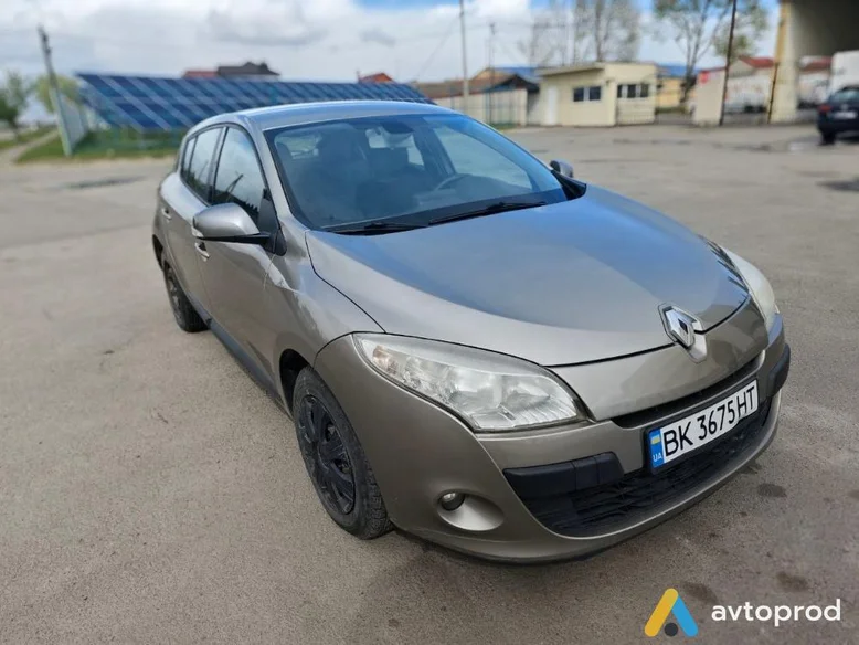 Фото 1 - Renault Megane 2010