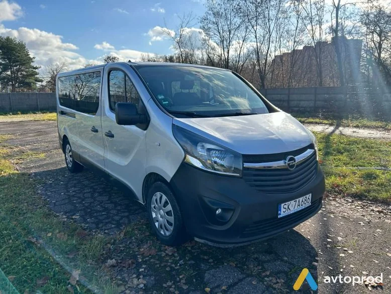 Фото 4 - Opel Vivaro 2016