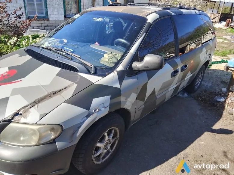 Фото 1 - Dodge Caravan 2001