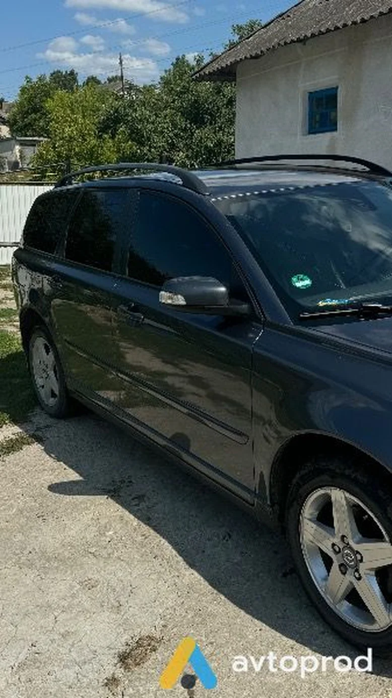 Фото 1 - Volvo V50 2008